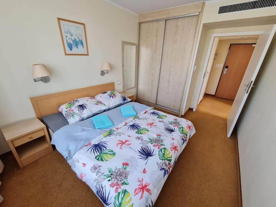 10q - Z6 801 Apartamento Varsovia